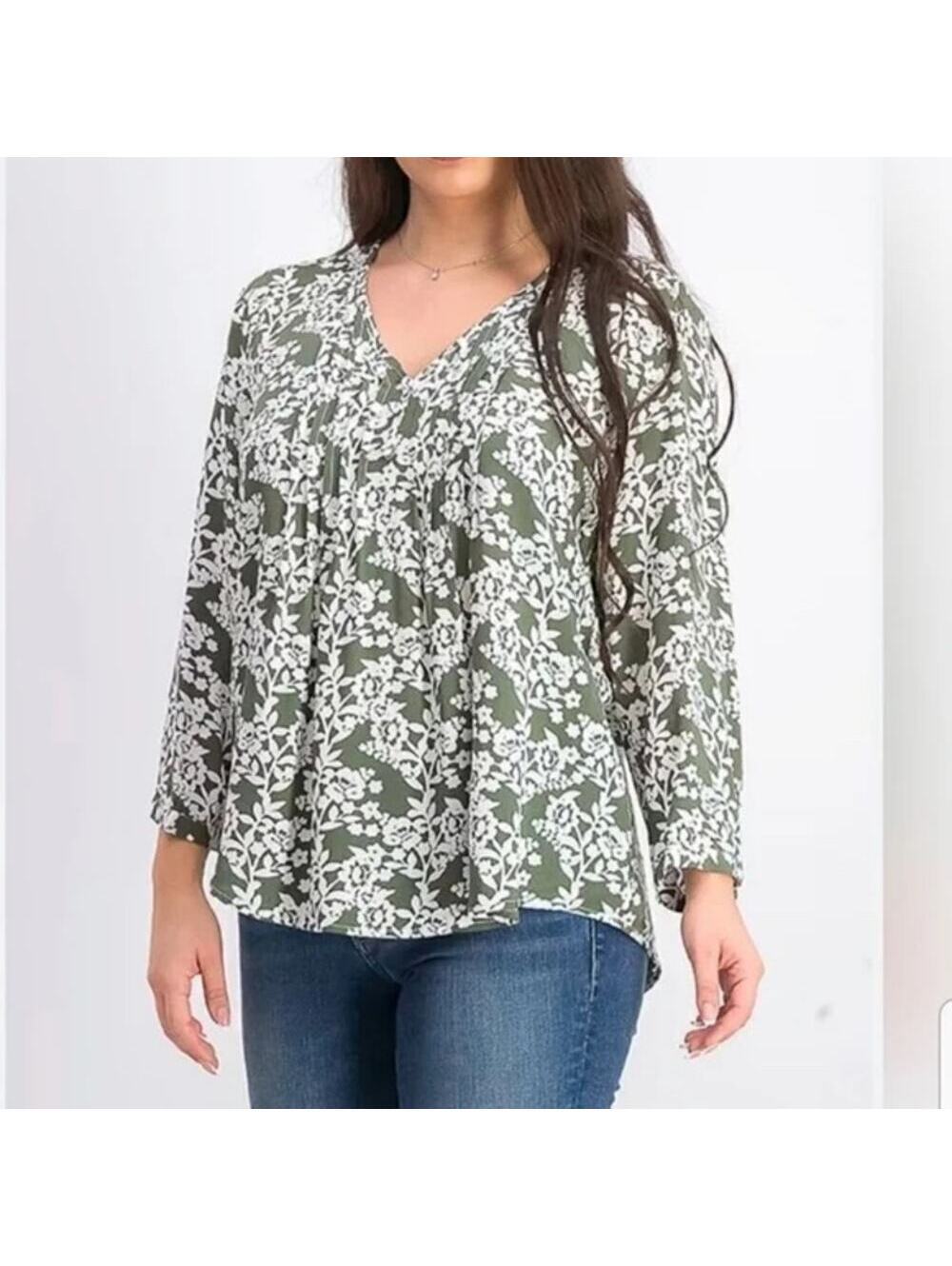 Fun2Fun NWOT Stitch Fix Maley Green Floral Pleated Swing Blouse - Size S
